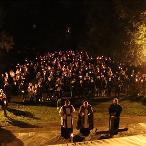 Biskup Gorski predvodio Križni put za mlade na Ksaveru